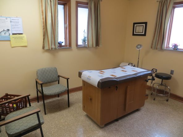 Office or Multifamily - great for owner/user or investment: 43 Northwood Dr, Delaware, OH 43015